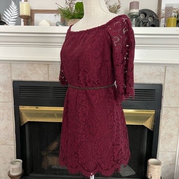 Do+be Lace Overlay Mini Burgundy Dress - Picture 3 of 13